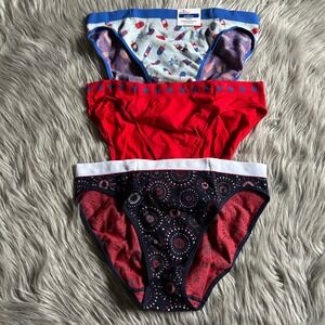 Celebrate Patriotic Fourth Of July Bikini Panties Women Size XL (16-18) Seamless